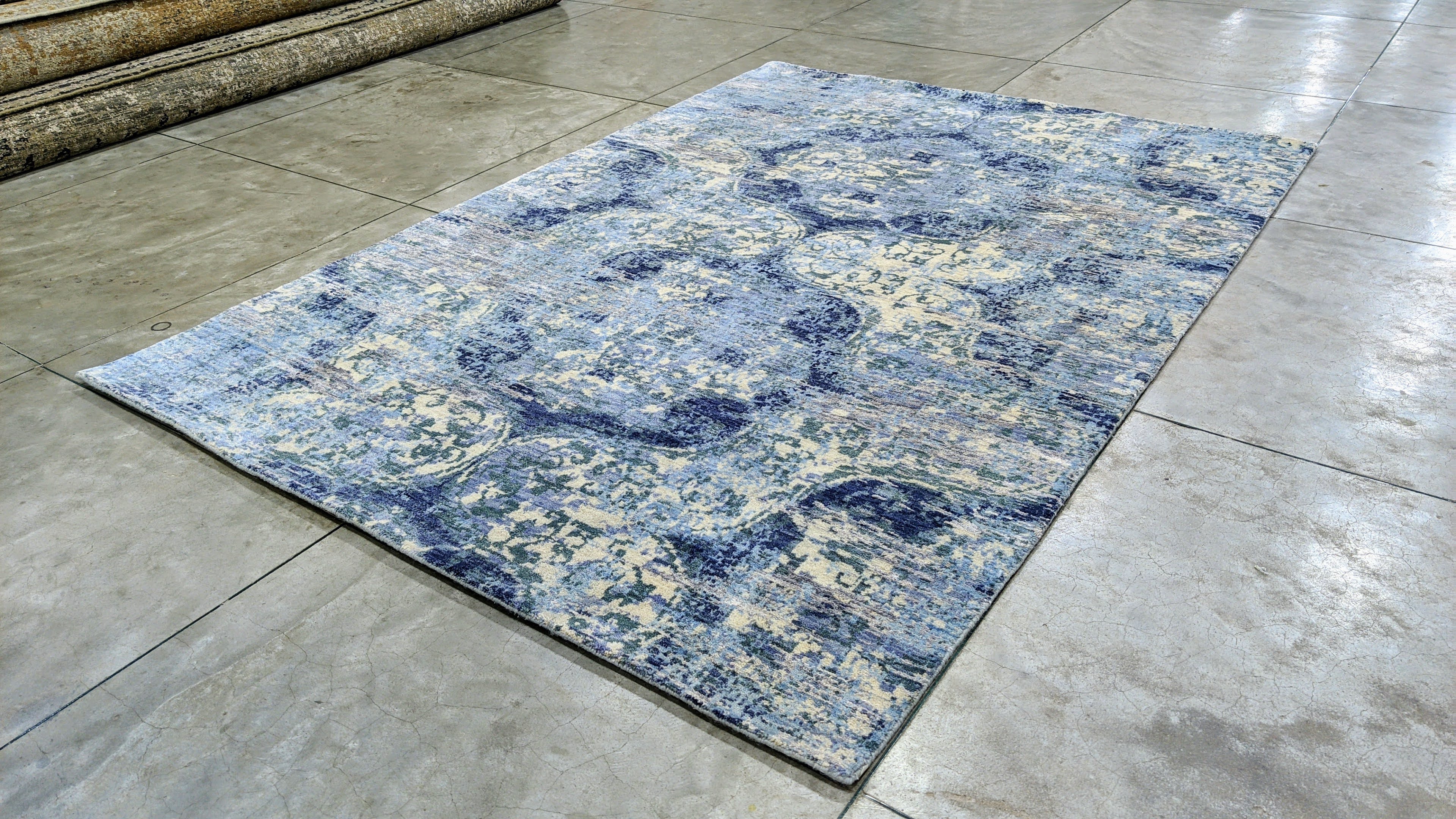 Handcrafted rug