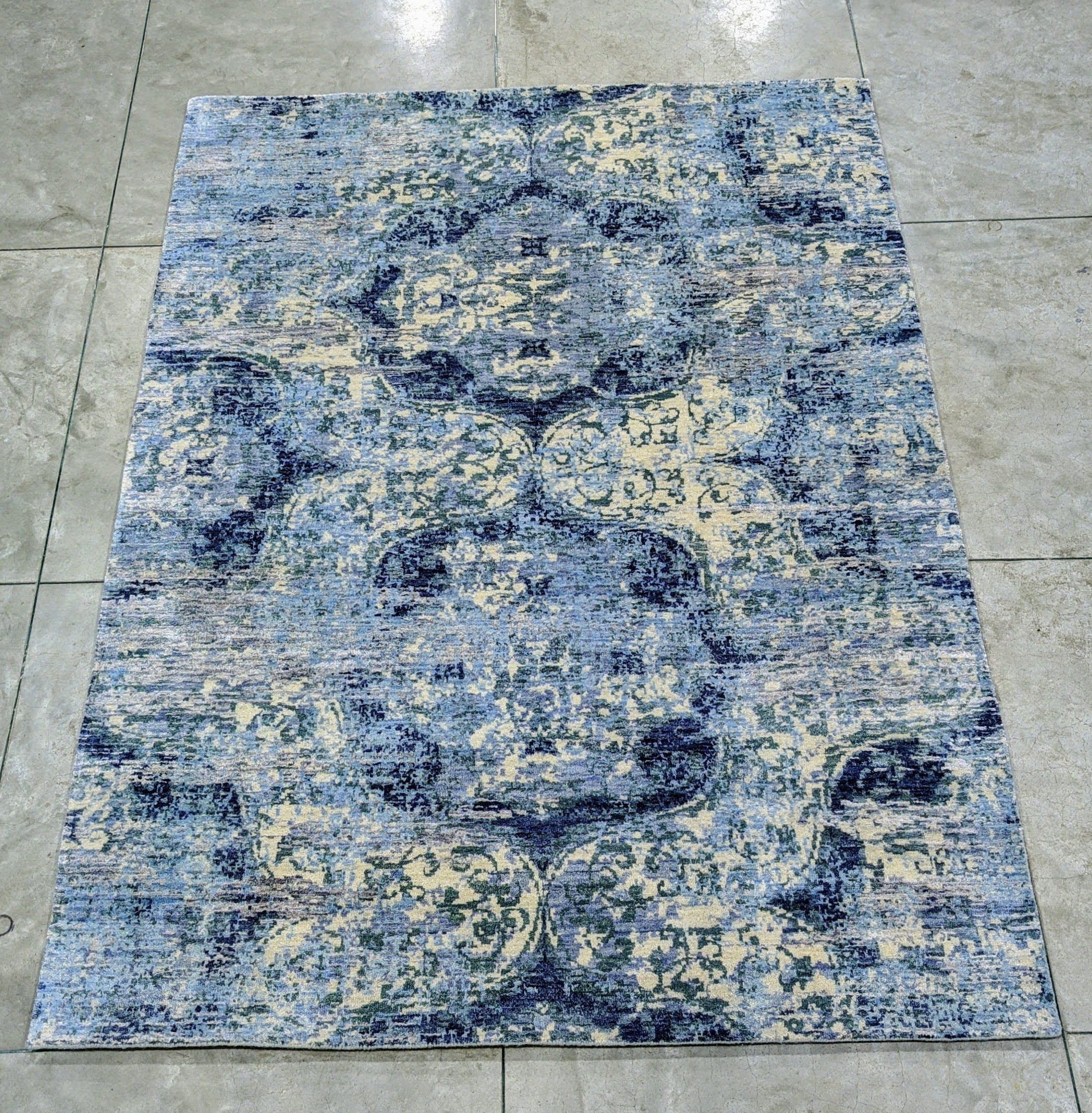 Handcrafted rug