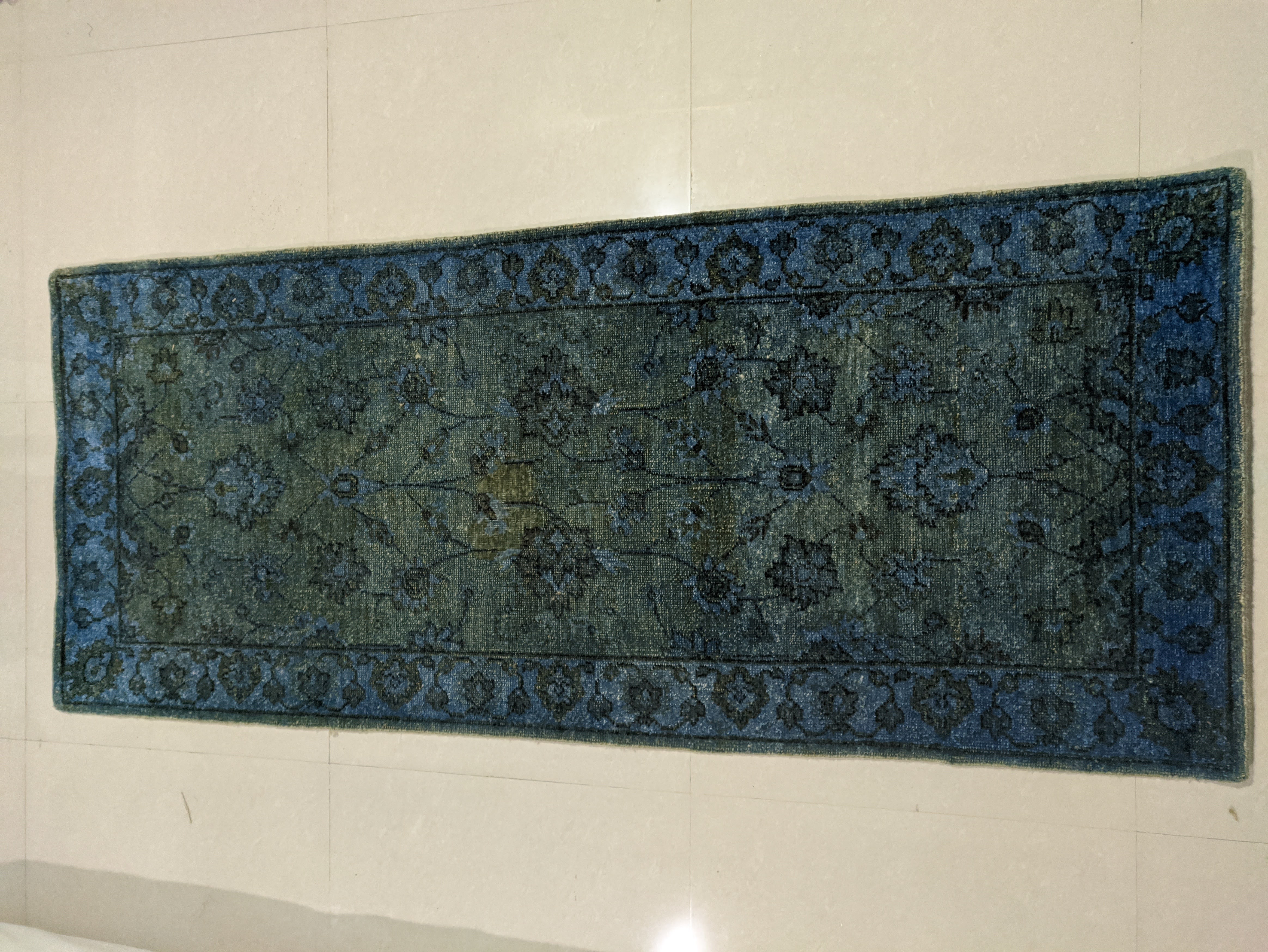 Handcrafted rug